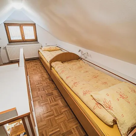 Kocka * Zgornje Jezersko