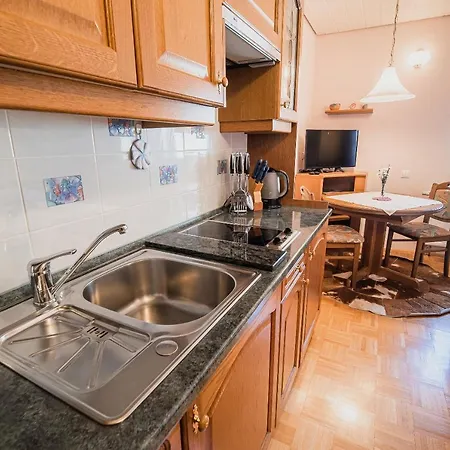 Kocka * Zgornje Jezersko