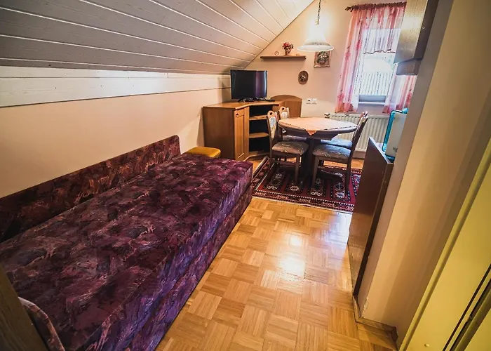 Kocka * Zgornje Jezersko